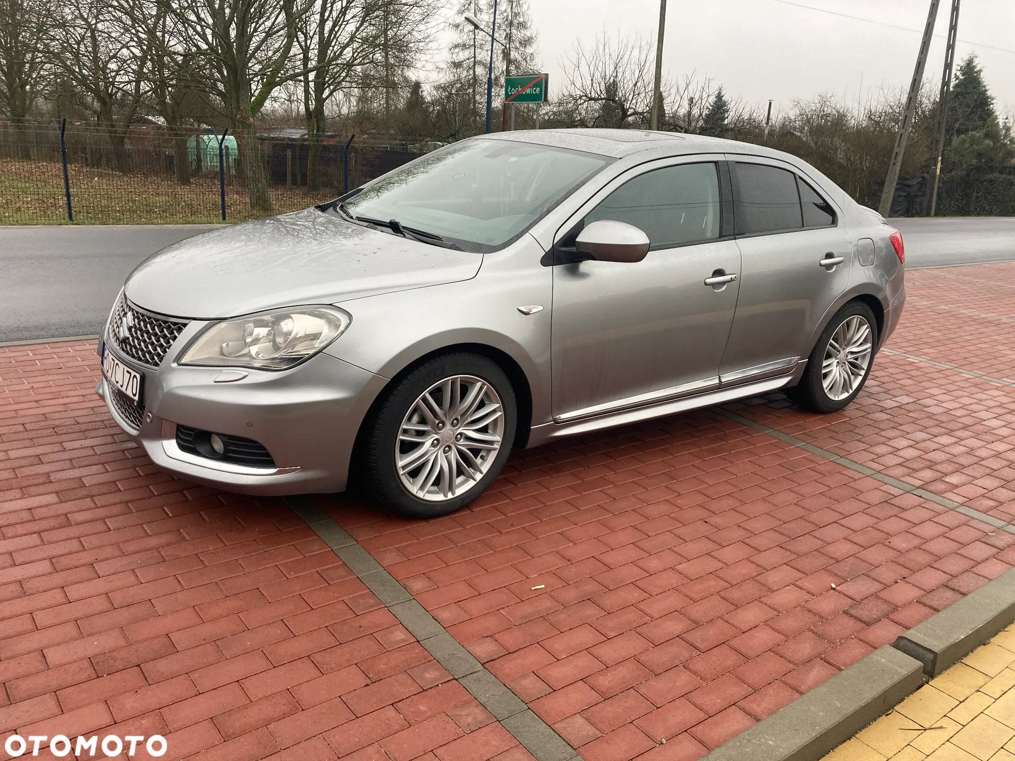 Suzuki Kizashi 2.4 4x4 CVT Sport - 3