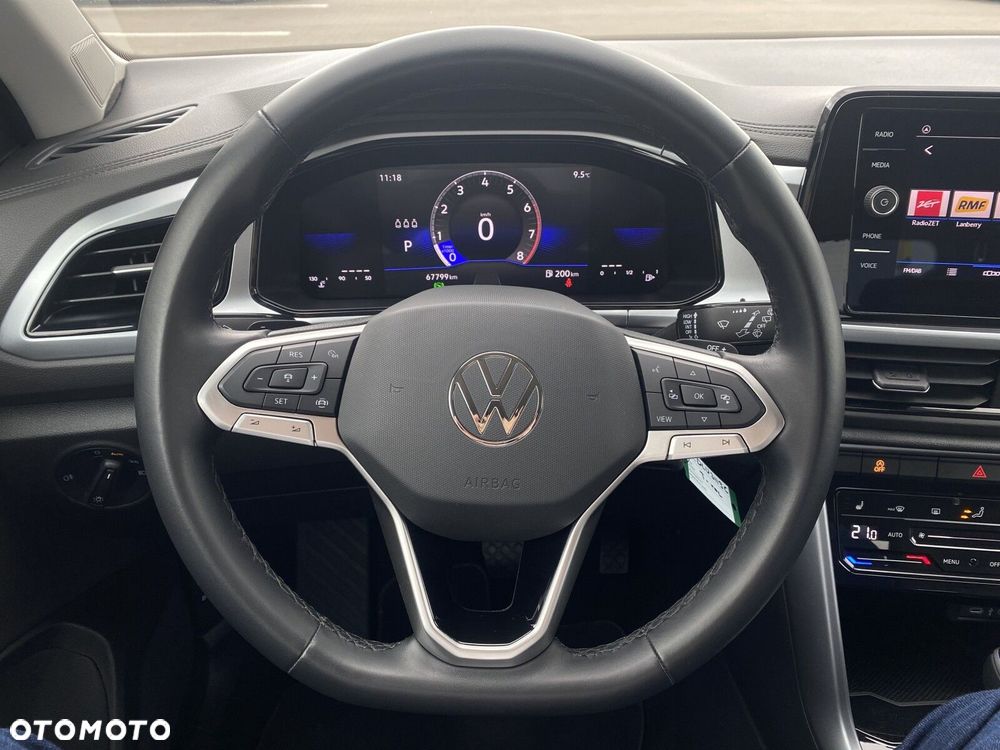 Volkswagen T-Roc - 13