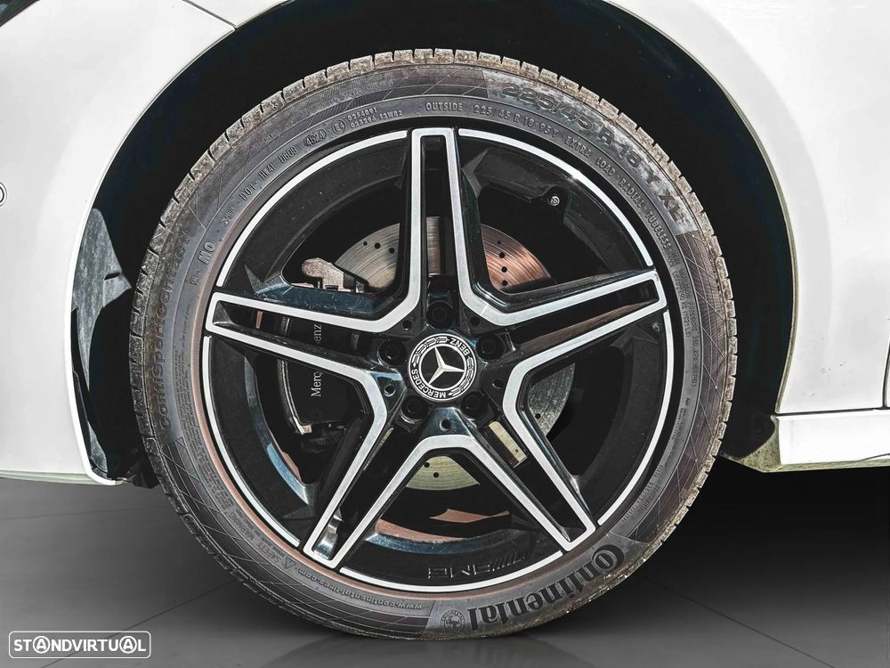 Mercedes-Benz CLA 250 e Shooting Brake AMG Line - 7