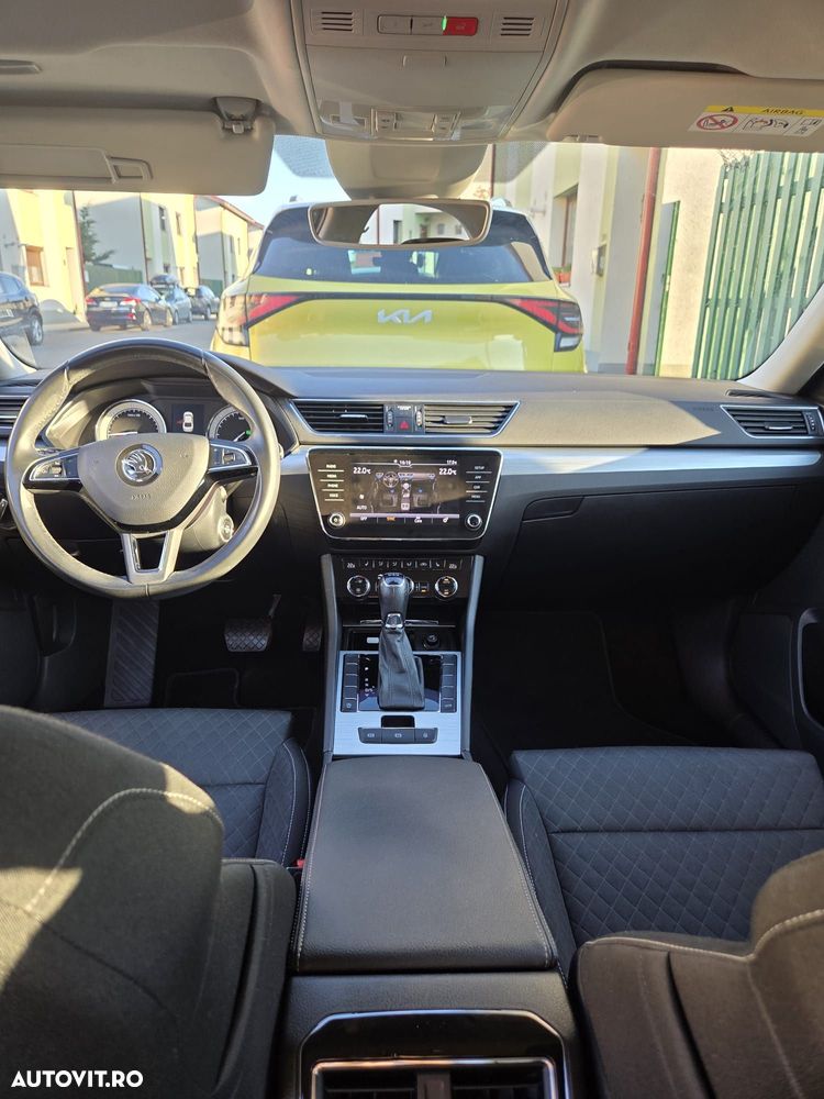 Skoda Superb 2.0 TDI DSG Ambition - 7