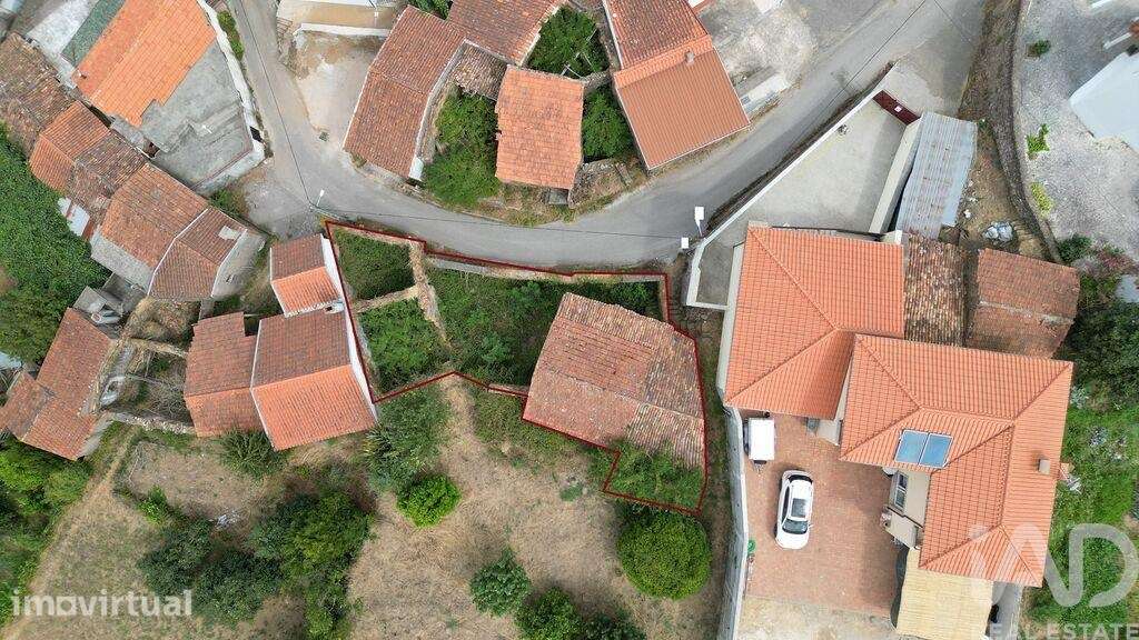 Casa de aldeia T2 em Vila Nova de 250,00 m2 - Grande imagem: 2/20
