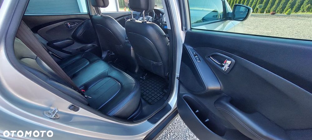 Hyundai ix35 2.0 CRDi 4WD Premium - 12