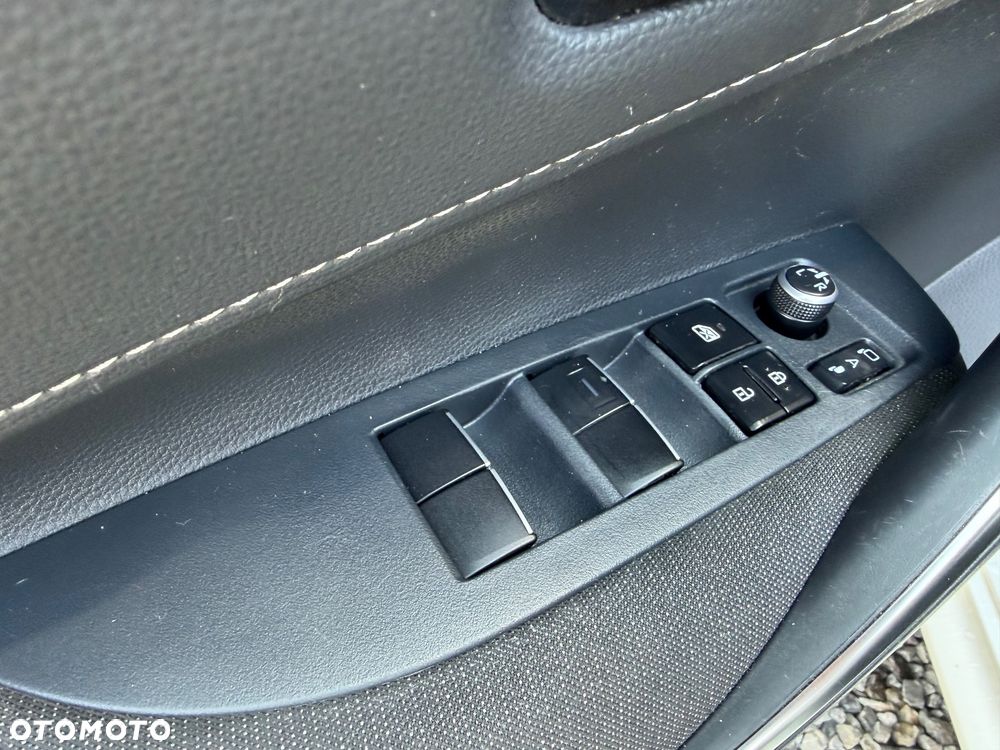Toyota Corolla 1.8 Comfort - 12