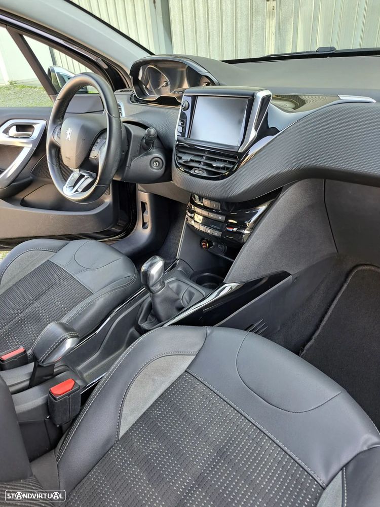 Peugeot 2008 1.6 BlueHDi Allure - 6