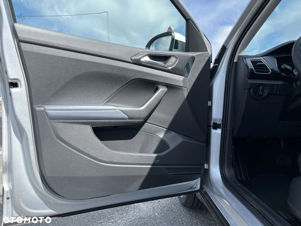 Volkswagen T-Cross 1.0 TSI Style DSG - 10