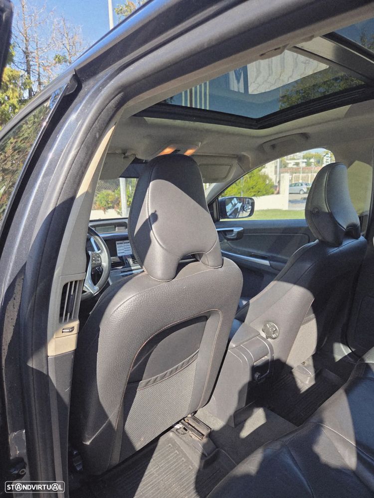 Volvo XC 60 2.0 D3 Drive Momentum Start/Stop - 14