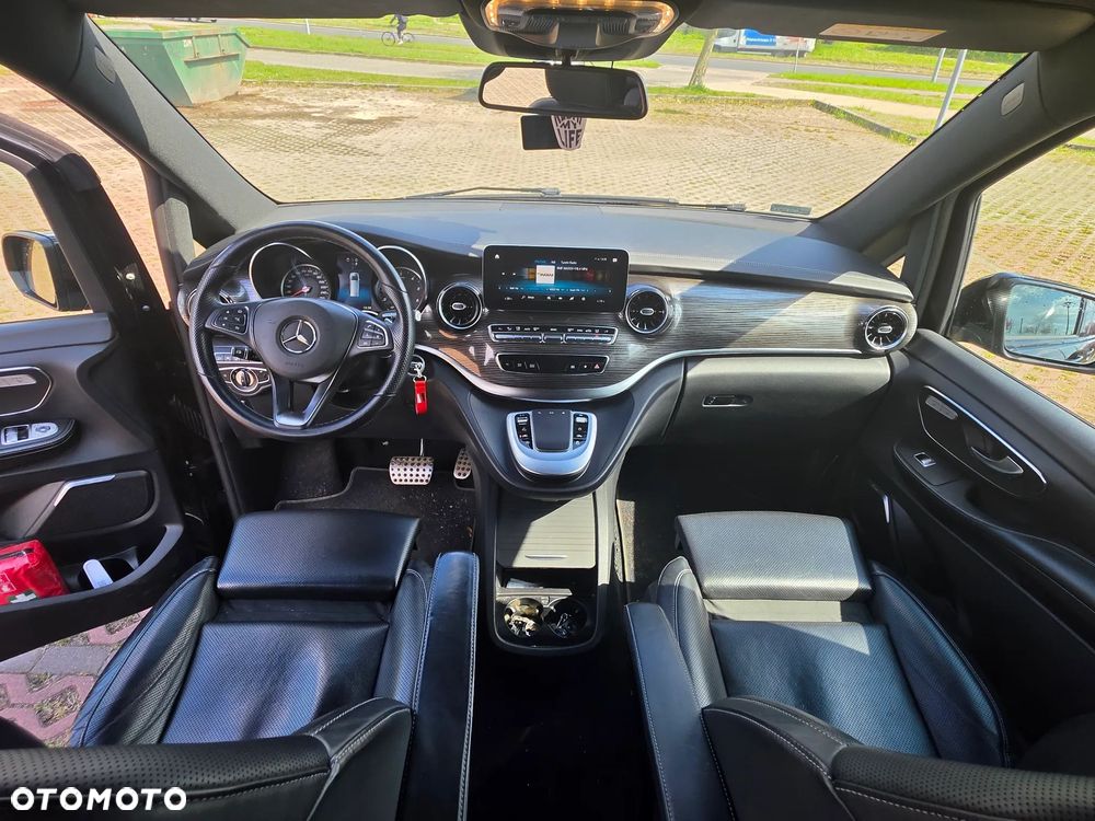 Mercedes-Benz Klasa V 300 d 4-Matic Avantgarde 9G-Tronic (d³ugi) - 2