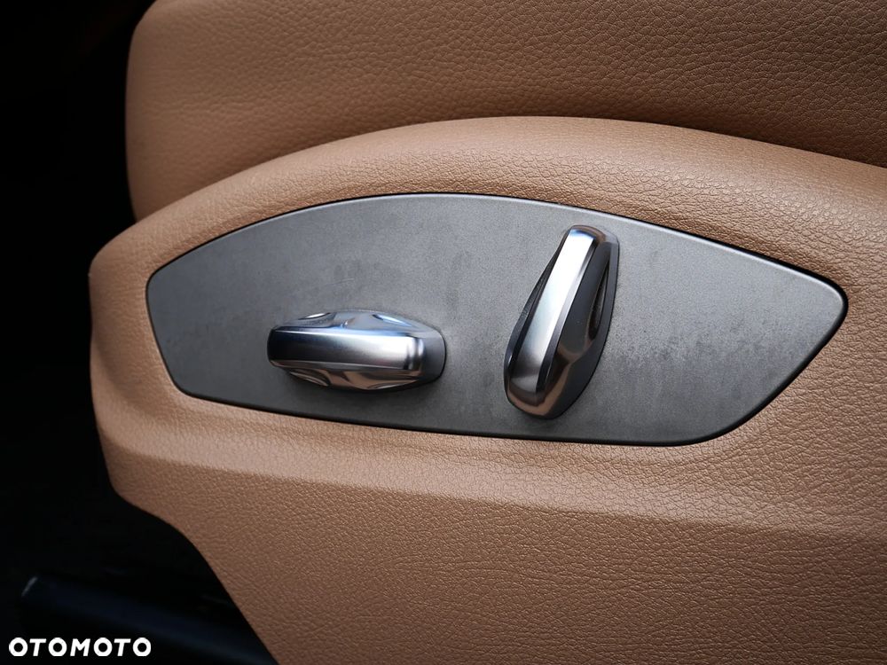Porsche Macan Standard - 11