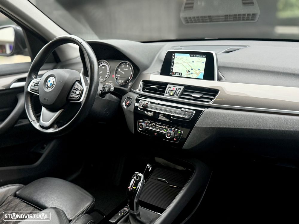 BMW X1 16 d sDrive Auto Line Sport - 24