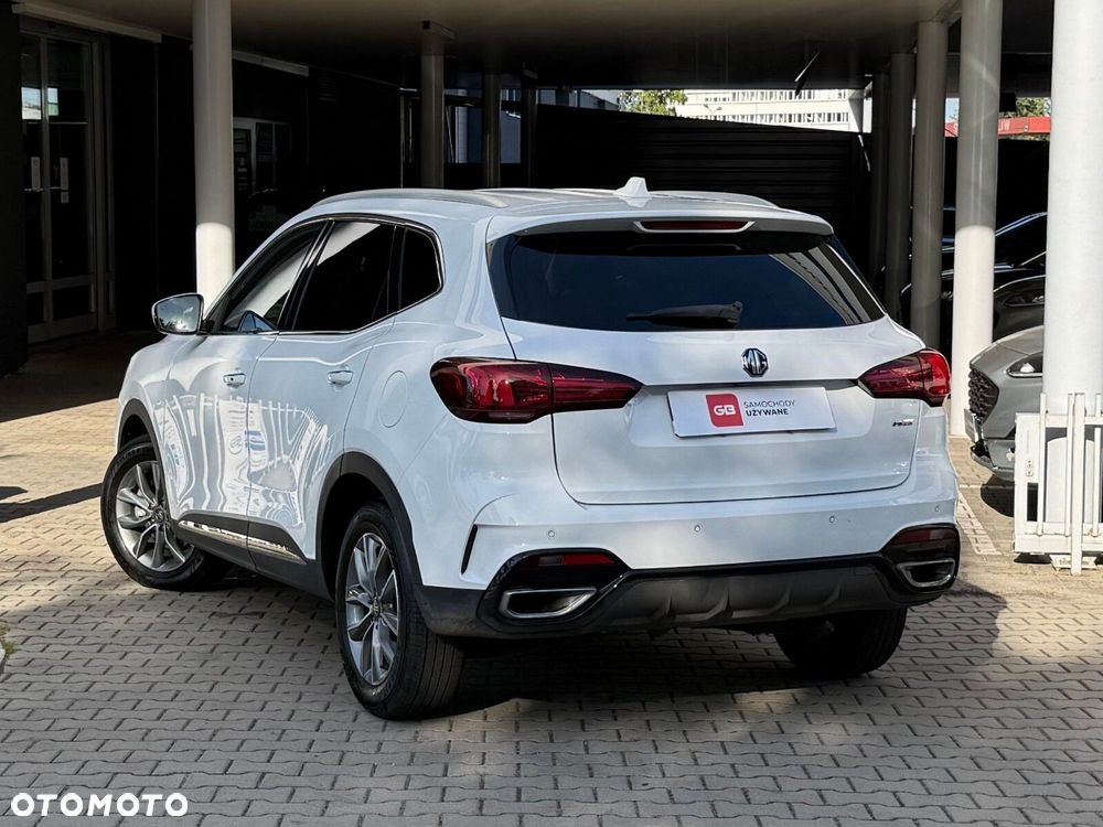 MG HS 1.5 T-GDI Excite DCT - 7