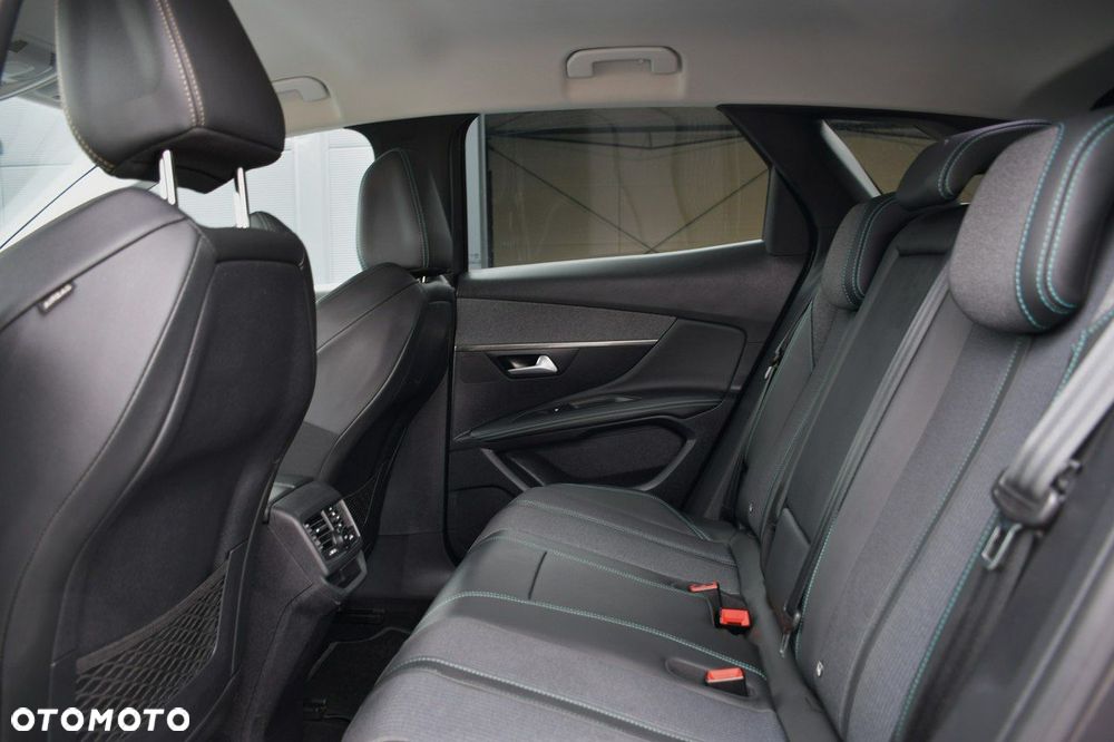 Peugeot 3008 1.6 PureTech Hybrid PHEV Allure Pack S&S EAT8 - 10