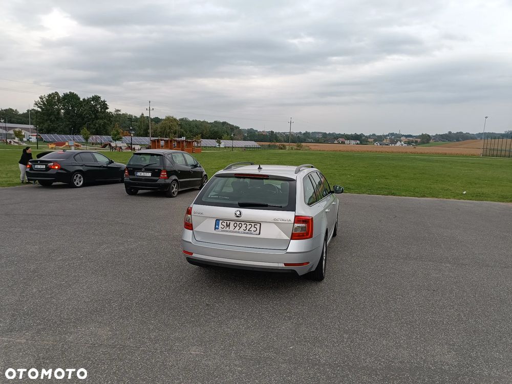Skoda Octavia 2.0 TSI Clever DSG - 6