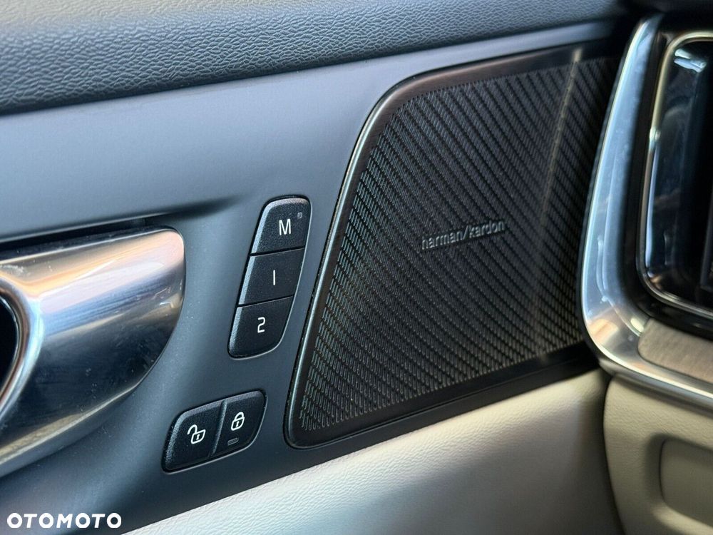 Volvo V60 B4 B Plus Bright - 27