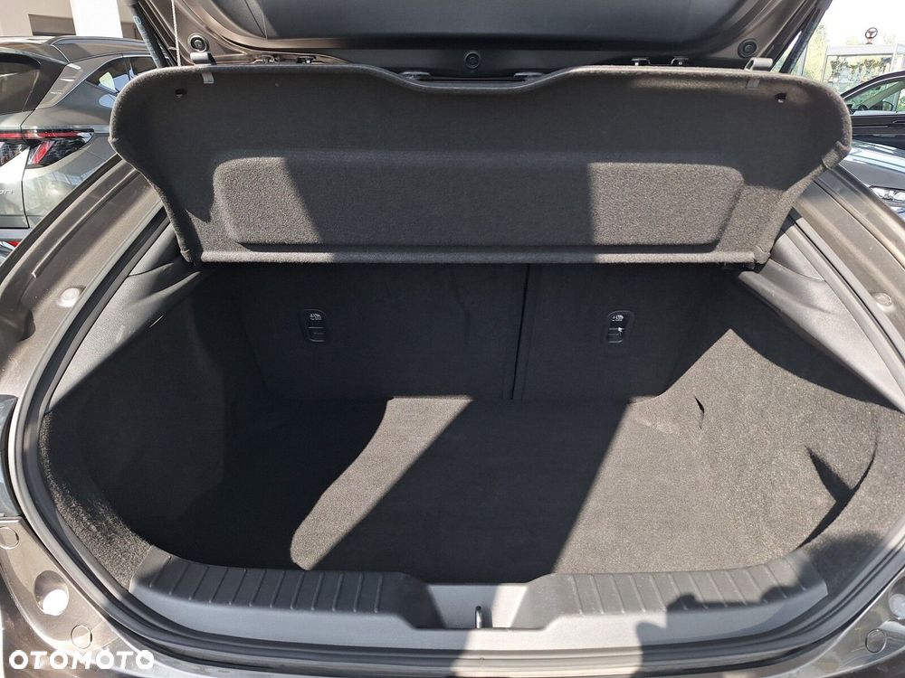 Mazda 3 - 13