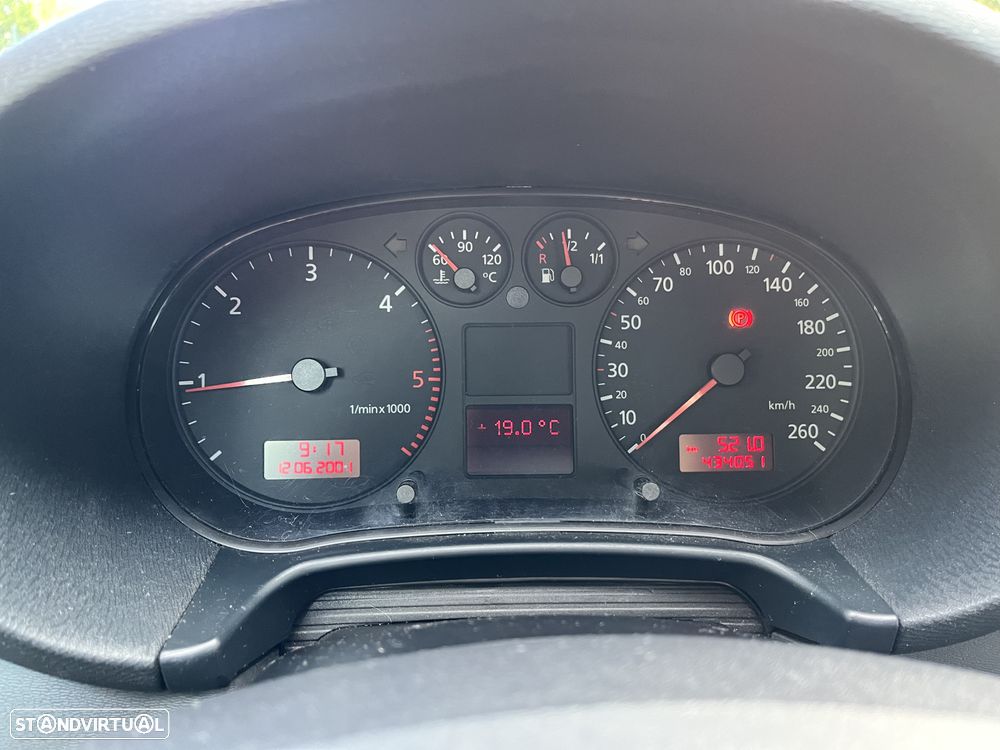 Audi A3 1.9 TDI Attraction - 2