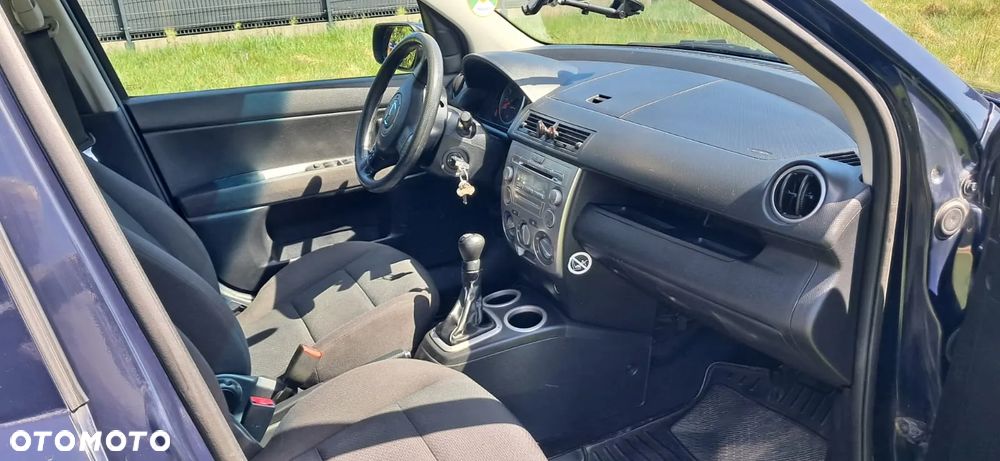 Mazda 2 - 9