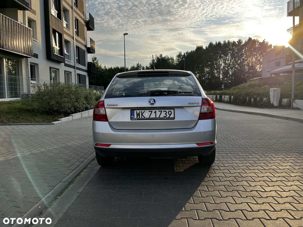 Skoda Rapid 2015 photo 5