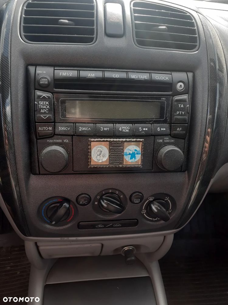 Mazda 323F 1.6 Comfort - 8