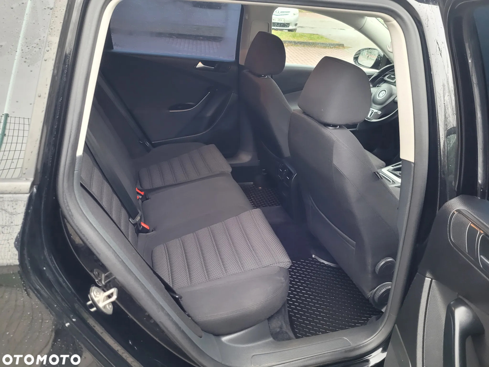 Volkswagen Passat Variant 1.8 TSI Sportline - 14