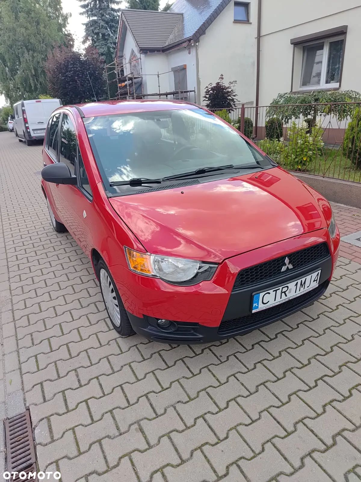 Mitsubishi Colt - 1