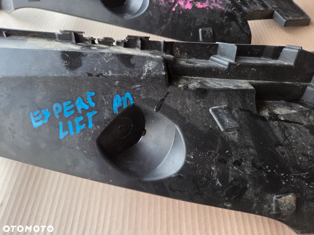 Ślizg mocowanie zderzaka prawy przód Peugeot Expert III LIFT   9849395380 - 4