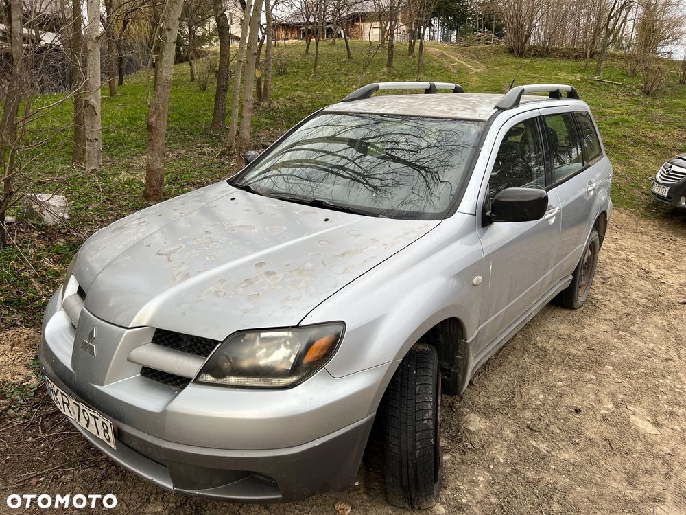 Mitsubishi Outlander 2.0 4WD Invite - 1