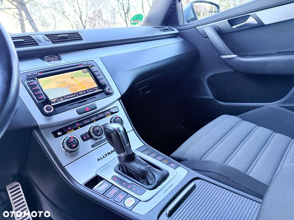 Volkswagen Passat Alltrack 2.0 TDI 4Mot DSG - 10