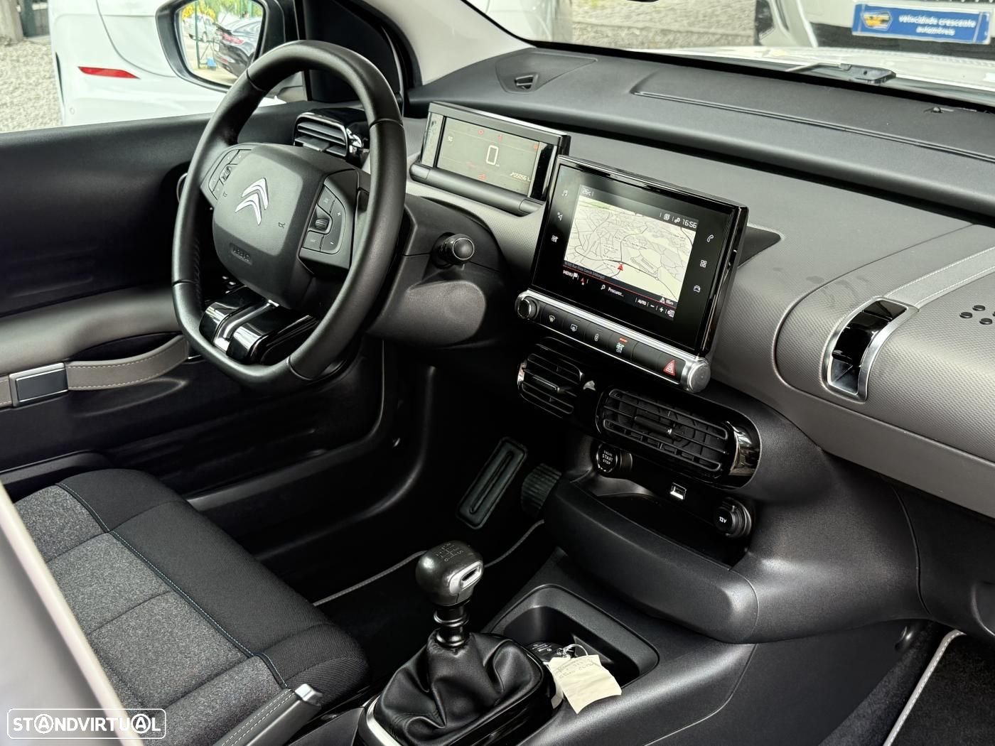 Citroën C4 Cactus 1.2 PureTech Shine - 41