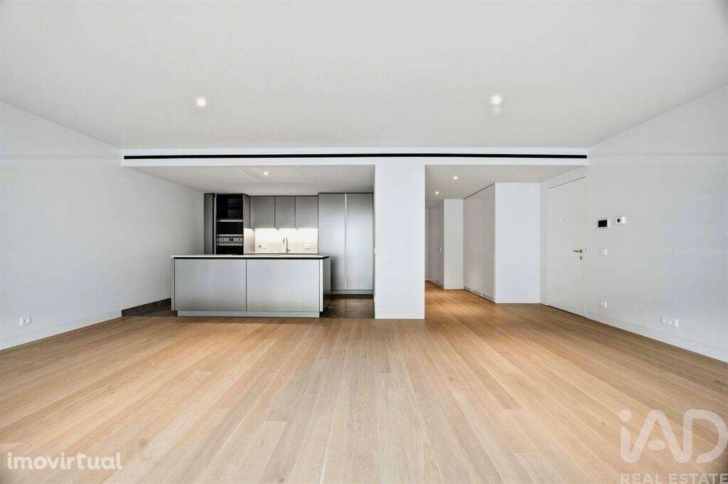 Apartamento T2 em Santo António de 120 m2 - Grande imagem: 2/17