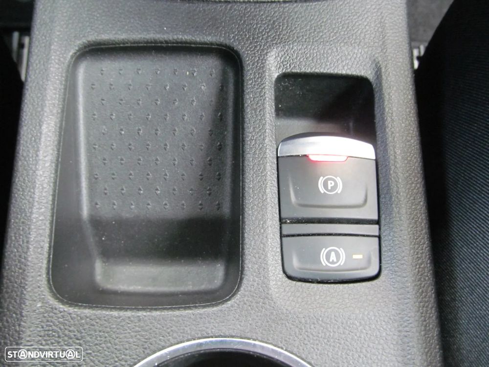 Renault Captur 1.6 E-Tech Plug-In Intens - 28