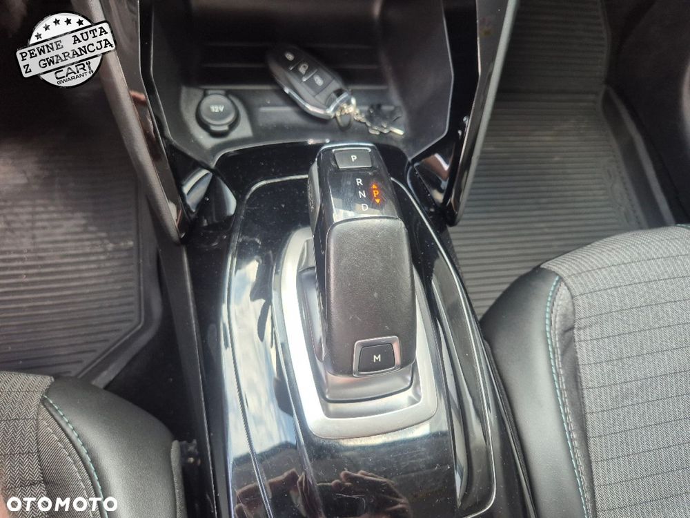 Peugeot 208 - 31