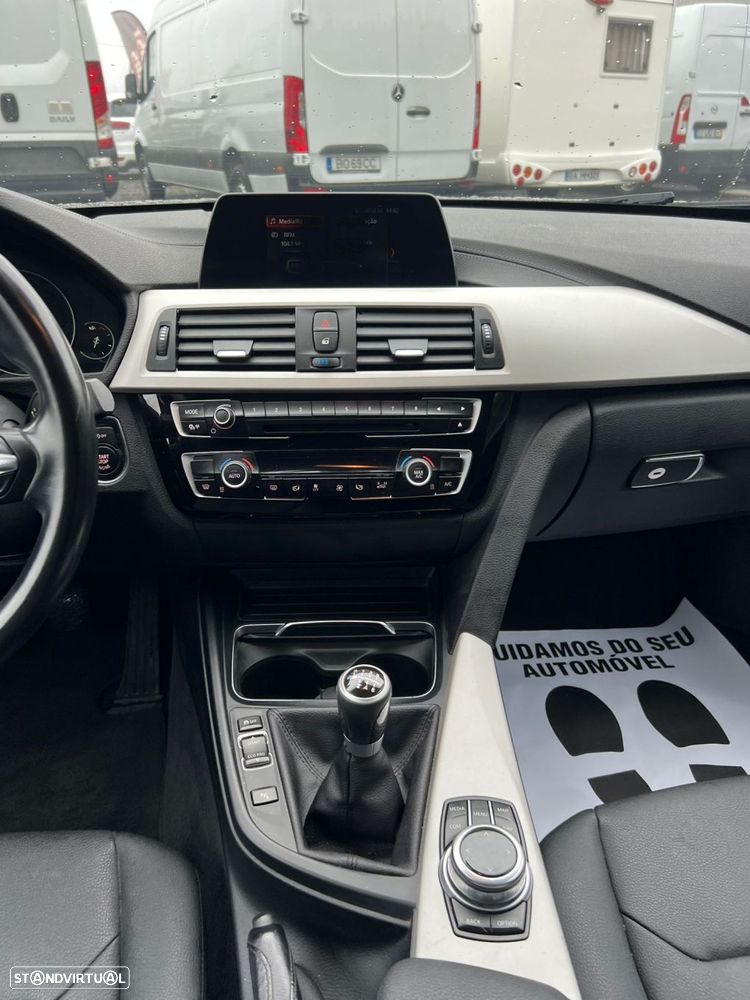 BMW 418 Gran Coupé d Pack M - 28