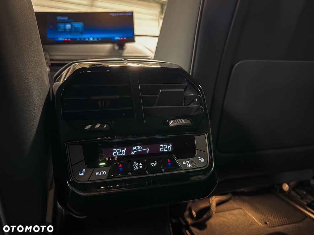 BMW iX M60 111.5kWh - 12