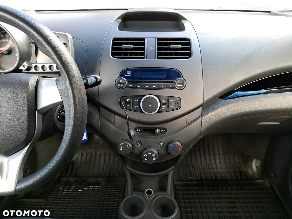 Chevrolet Spark 1.0 LS+ Design - 13