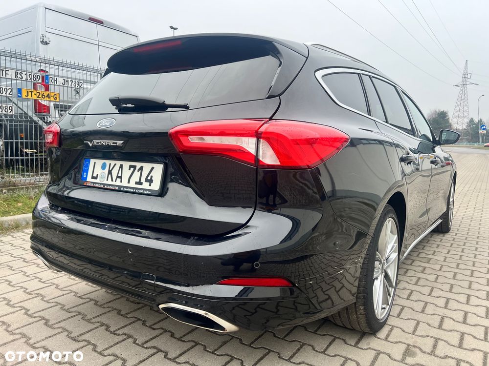 Ford Focus SW 2.0 EcoBlue Vignale - 11