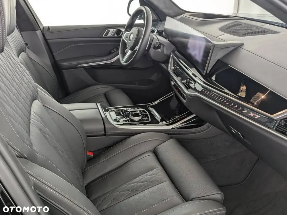 BMW X7 - 6