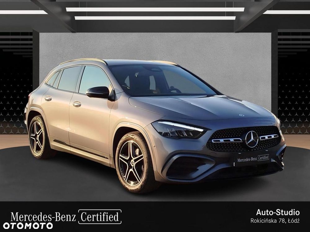 Mercedes-Benz GLA - 9