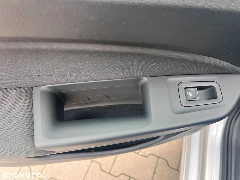 Volkswagen Golf Variant - 18