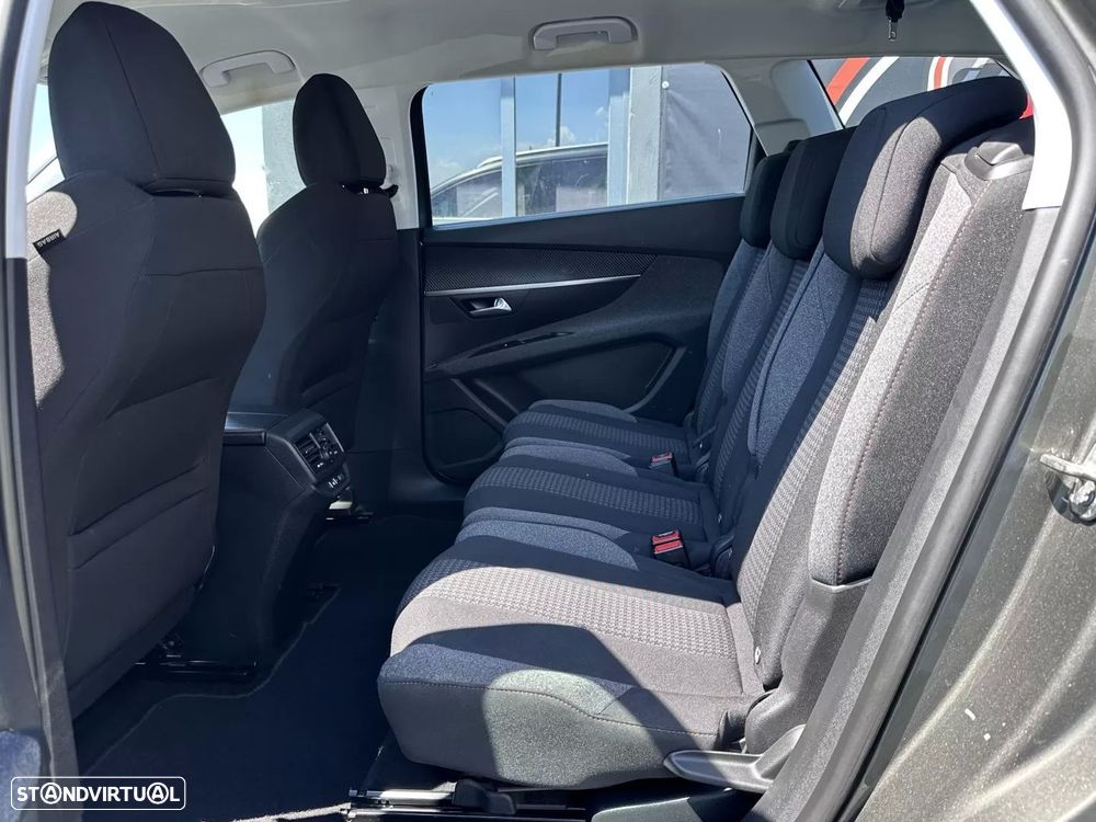 Peugeot 5008 1.2 PureTech Allure Pack - 24