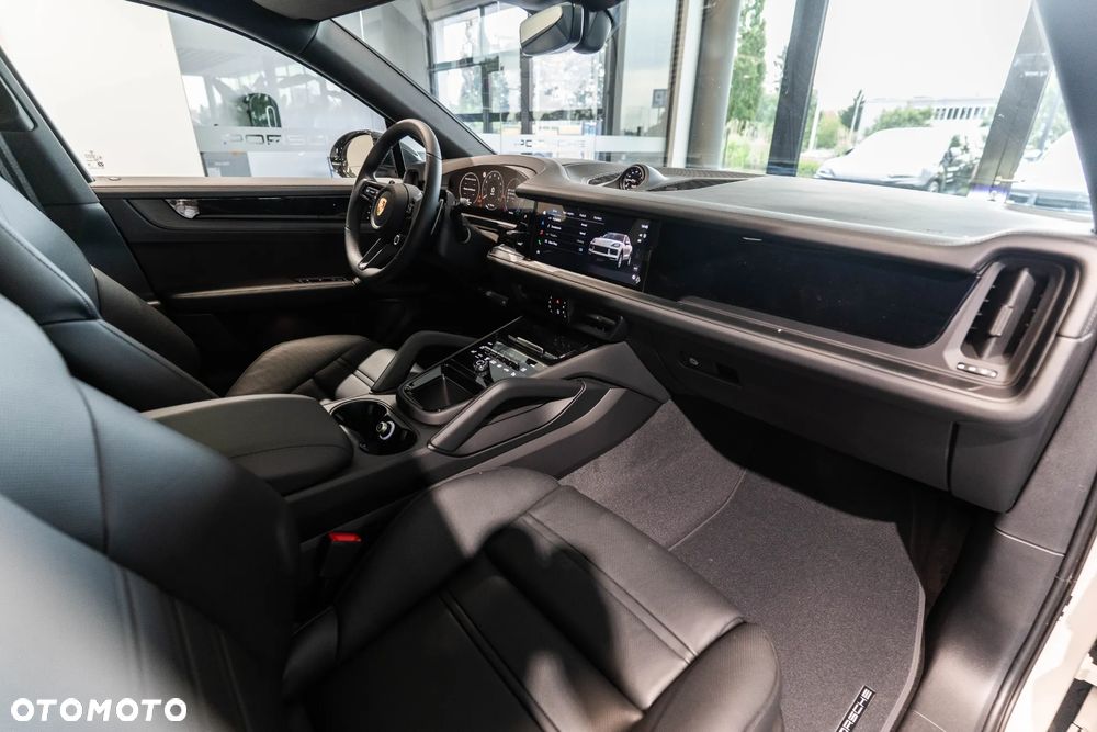 Porsche Cayenne Black Edition - 14