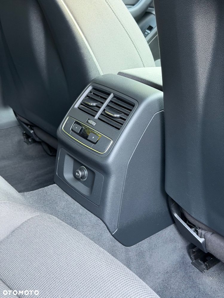 Audi A4 Avant 40 TDI Quattro S Line S tronic - 27