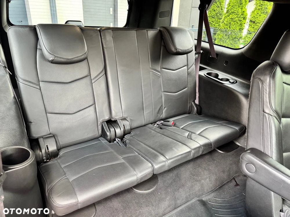 Cadillac Escalade ESV 6.2 V8 AWD AT Platinum - 22