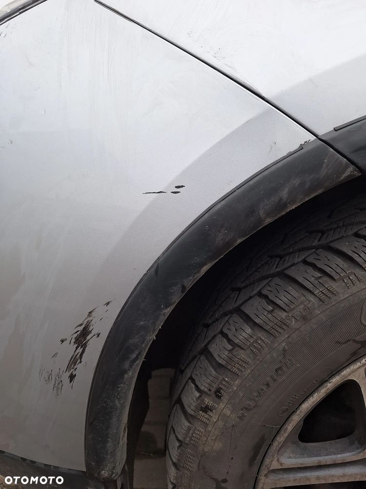 Mitsubishi Outlander 2.0 Intense + 4WD CVT - 11