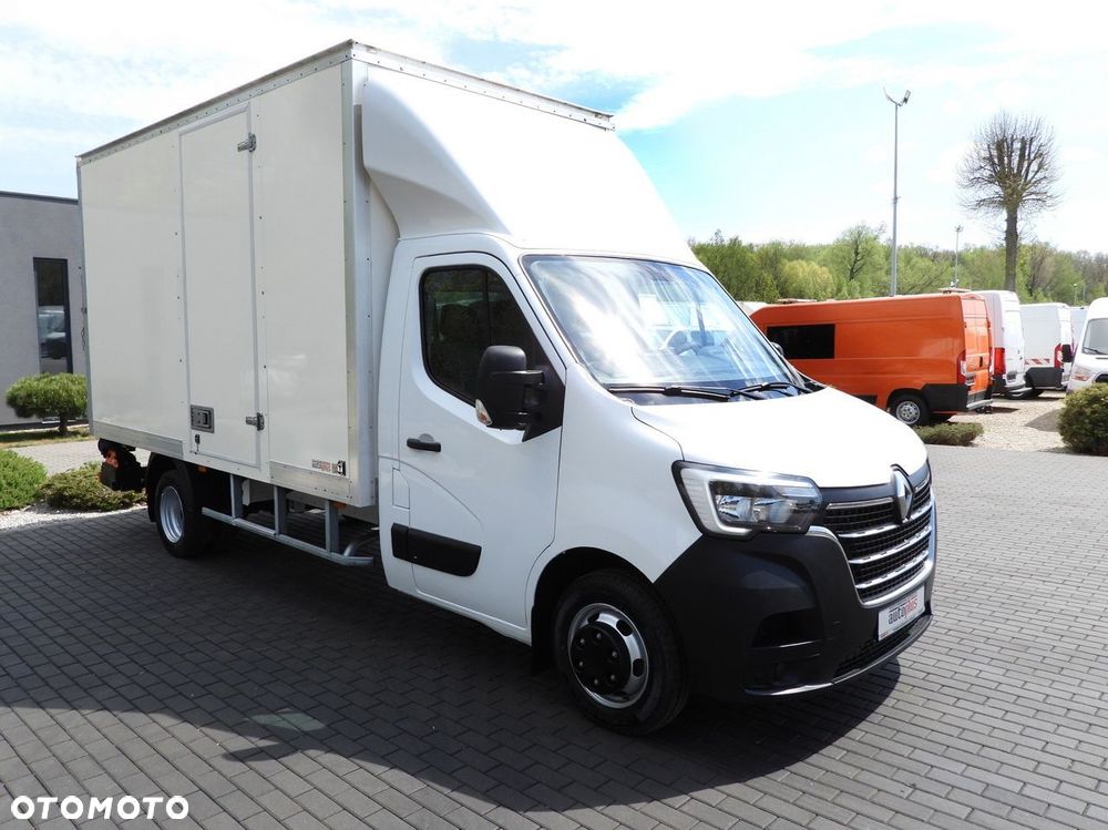Renault MASTER KONTENER WINDA 8 PALET TEMPOMAT NAWIGACJA LEDY BLIŹNIACZE KOŁA KLIMATYZACJA  145KM - 5
