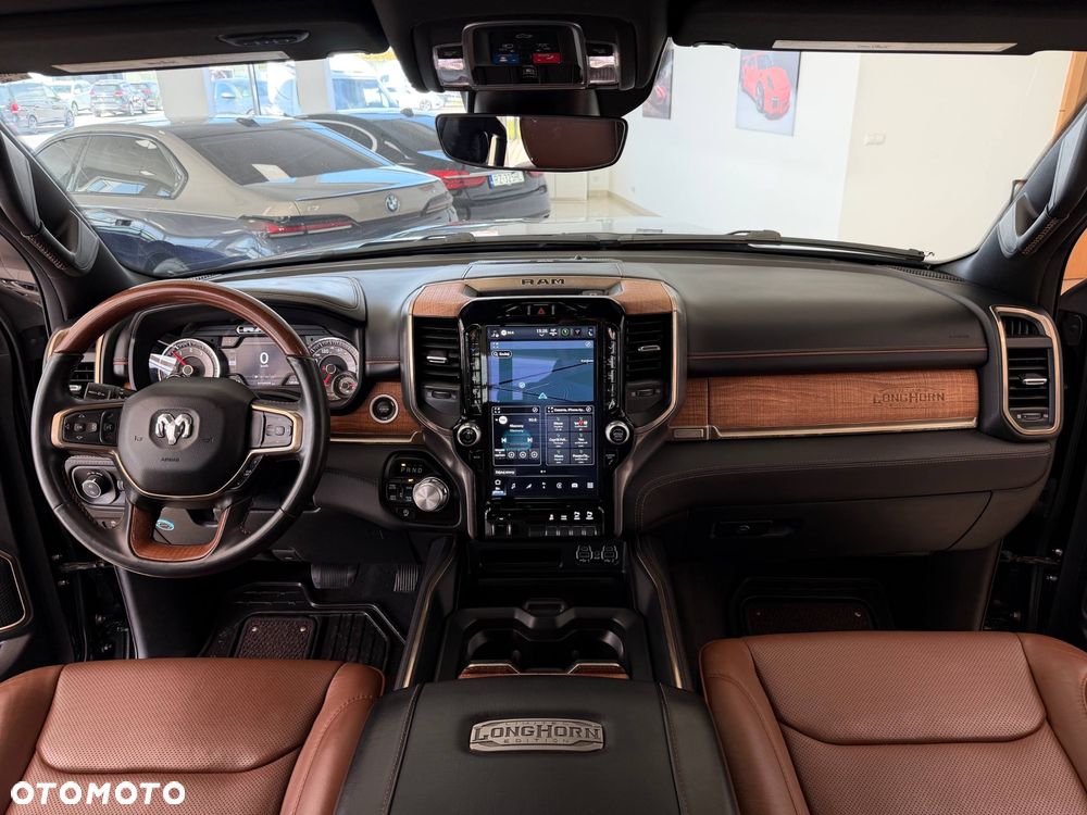 RAM 1500 Crew Cab Longhorn - 33