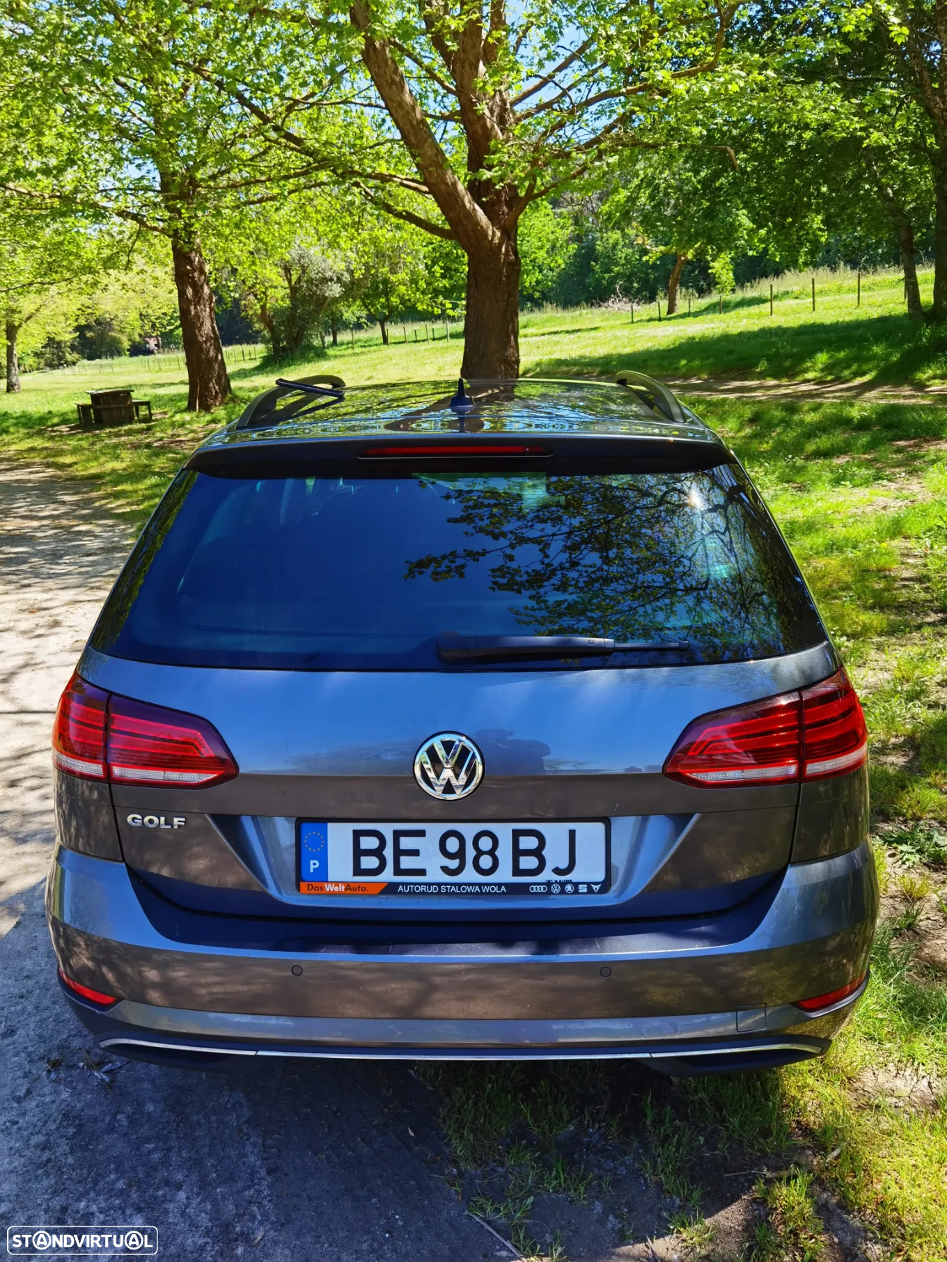 VW Golf Variant - 11
