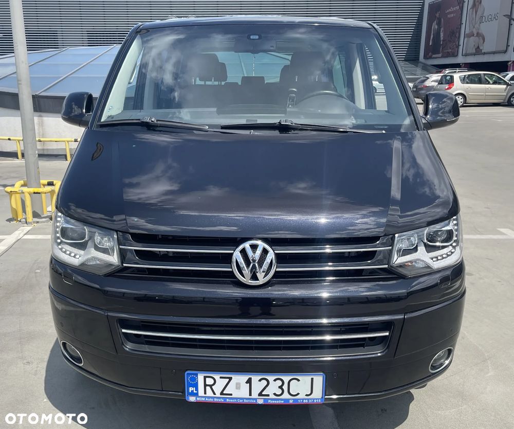 Volkswagen Multivan - 12