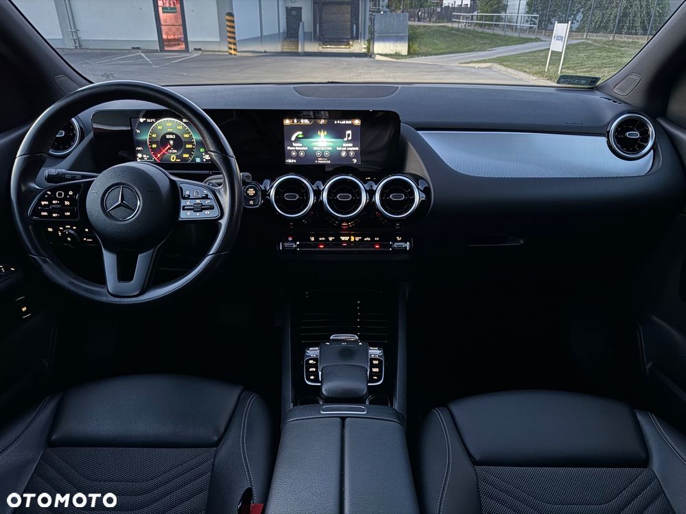 Mercedes-Benz Klasa B 180 d Progressive 7G-DCT - 7