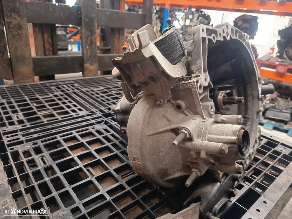 Caixa de Velocidades Citroen C3 1.5Blue-Hdi Ref: 20R102 - 2