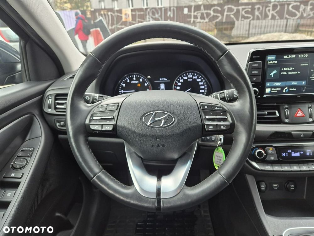 Hyundai i30 1.5 T-GDI 48V Smart - 36